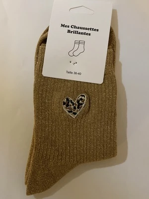 Chaussettes brillantes cœur léopard