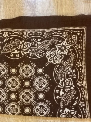 Foulard motif bandanas