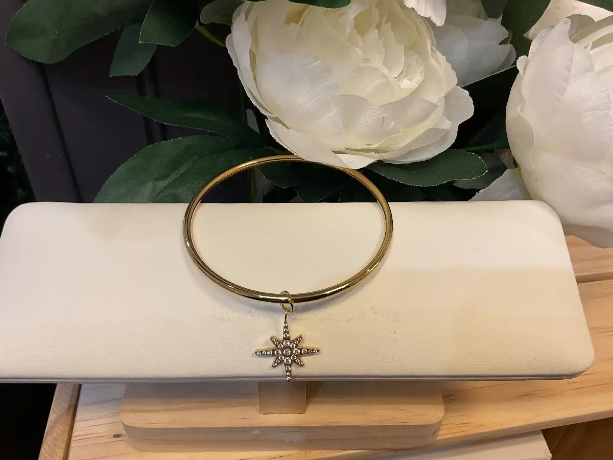 Bracelet étoile de strass (doré et argenté)